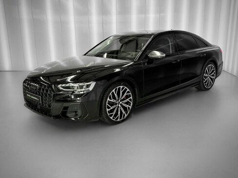 Audi S8 Sedan / Limuzína 4,0 l 420 kw