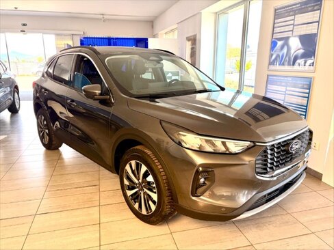 Ford Kuga SUV / Terénní 2,5 l 178 kw