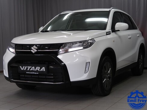 Suzuki Vitara SUV / Terénní 1,4 l 81 kw