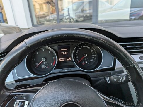 Volkswagen Passat Kombi 2,0 l 110 kw