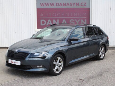 Škoda Superb Kombi 2,0 l 140 kw