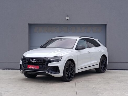 Audi Q8 SUV / Terénní 3,0 l 210 kw