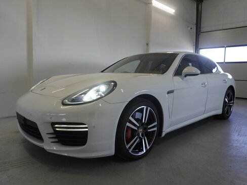 Porsche Panamera Hatchback 4,8 l 382 kw