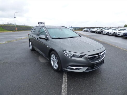 Opel Insignia Kombi 2,0 l 125 kw