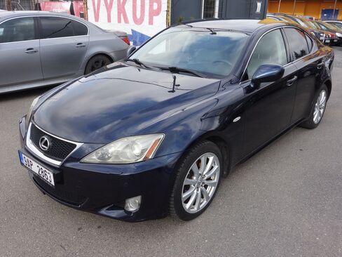 Lexus IS 220 Sedan / Limuzína 2,2 l 130 kw