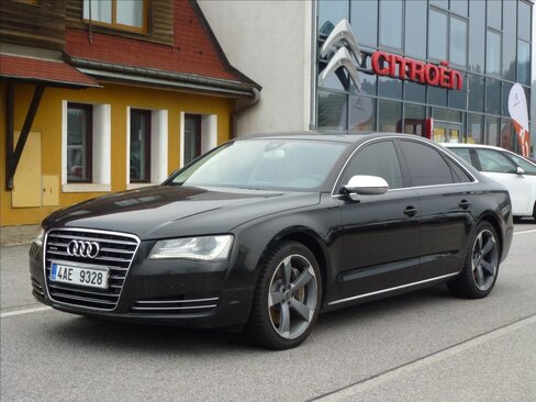 Audi A8 Sedan / Limuzína 4,1 l 258 kw