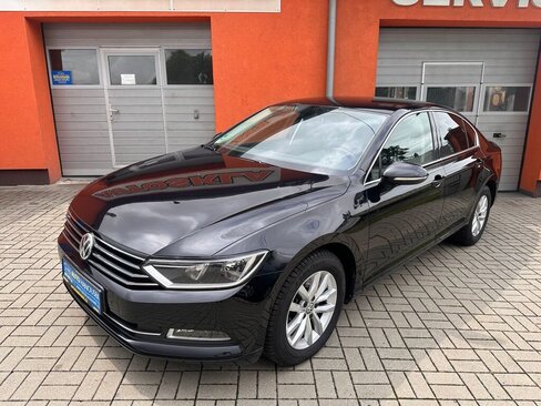 Volkswagen Passat Sedan / Limuzína 1,4 l 110 kw