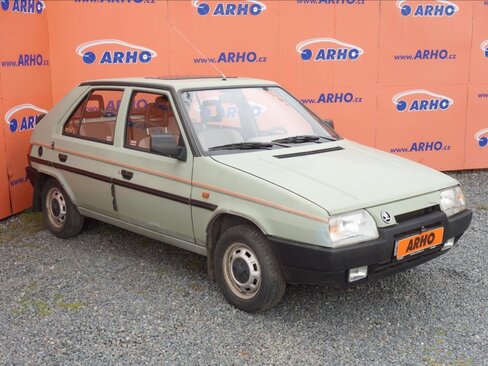 Škoda Favorit Hatchback 1,3 l 43 kw