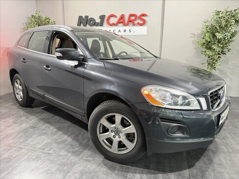 Volvo XC60 SUV / Terénní 2,4 l 120 kw