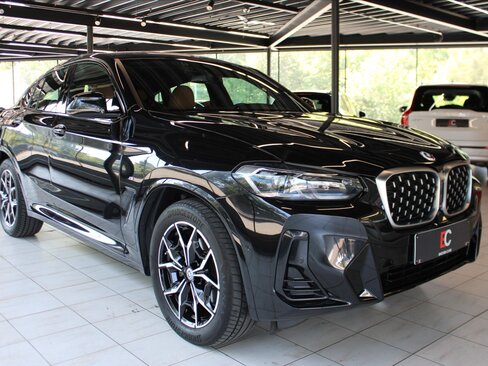 BMW X4 SUV / Terénní 2,0 l 140 kw