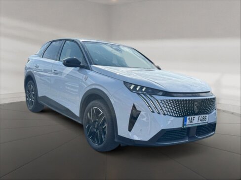 Peugeot 3008 SUV / Terénní 1,2 l 100 kw