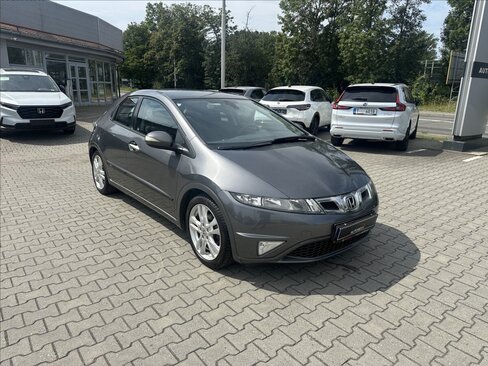 Honda Civic Hatchback 1,8 l 103 kw