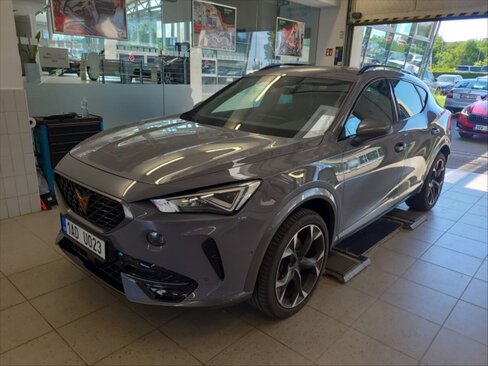 Cupra Formentor SUV / Terénní 2,0 l 140 kw
