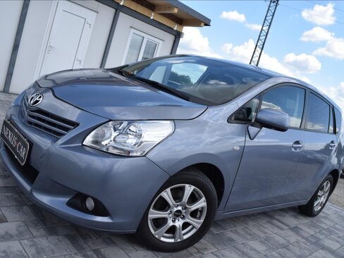 Toyota Verso Kombi 1,6 l 97 kw