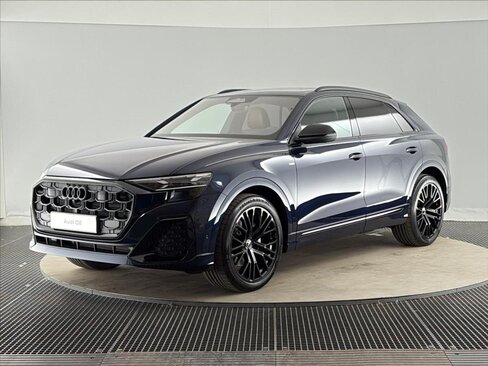 Audi Q8 SUV / Terénní 3,0 l 210 kw