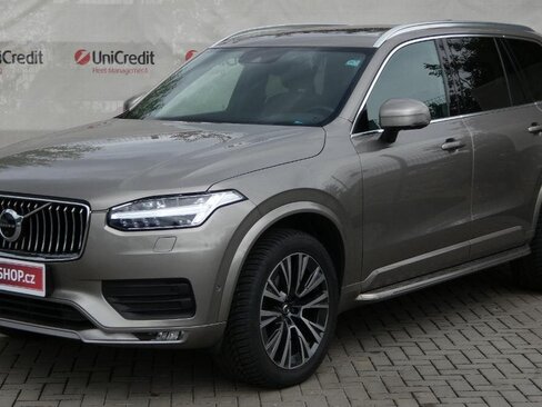Volvo XC90 SUV / Terénní 2,0 l 220 kw
