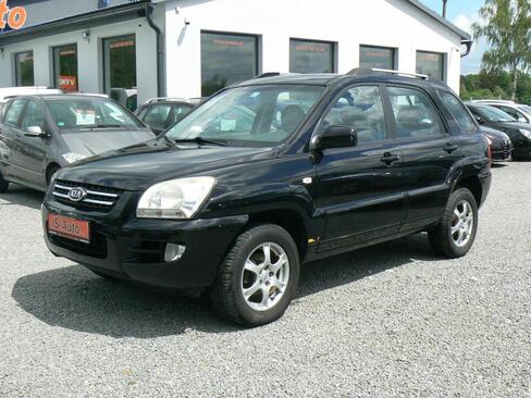 KIA Sportage SUV / Terénní 2,0 l 104 kw