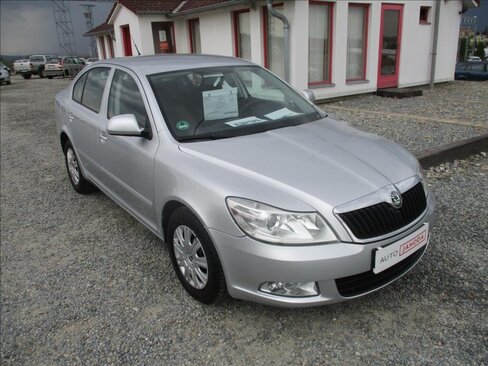 Škoda Octavia Sedan / Limuzína 1,4 l 90 kw