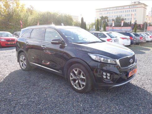 KIA Sorento SUV / Terénní 2,2 l 147 kw