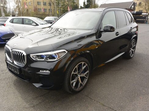 BMW X5 SUV / Terénní 3,0 l 250 kw