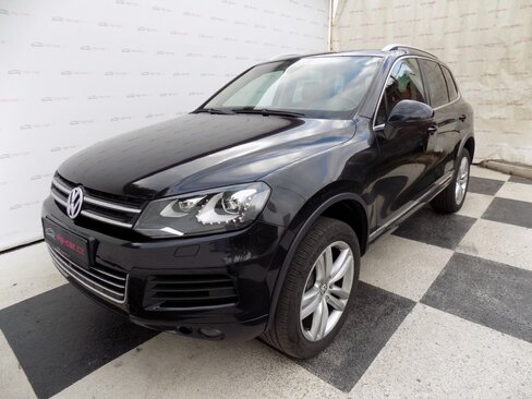 Volkswagen Touareg SUV / Terénní 3,0 l 176 kw