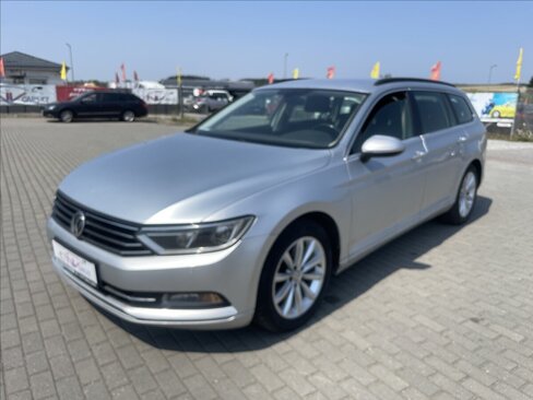 Volkswagen Passat Kombi 2,0 l 110 kw