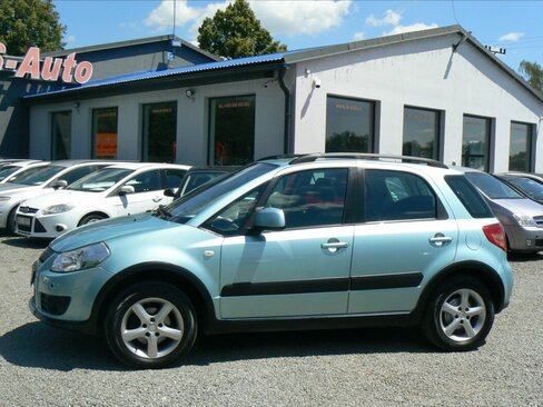 Suzuki SX4 Hatchback 1,6 l 79 kw