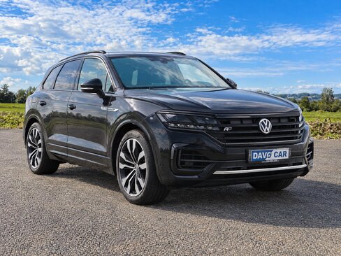 Volkswagen Touareg SUV / Terénní 3,0 l 250 kw