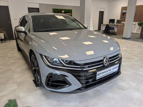Volkswagen Arteon Kombi 2,0 l 235 kw