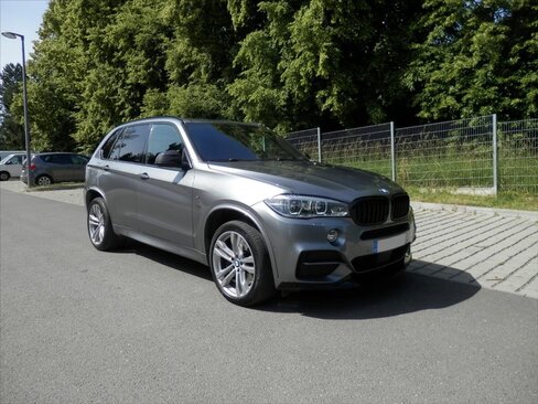 BMW X5 SUV / Terénní 3,0 l 280 kw
