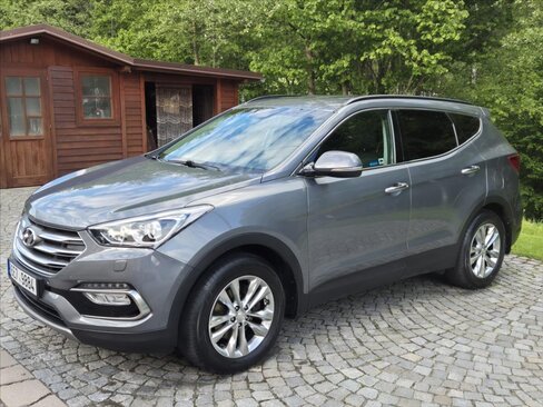 Hyundai Santa Fe SUV / Terénní 2,2 l 147 kw
