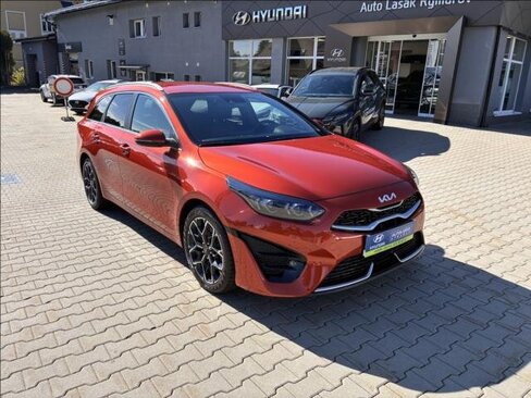 KIA Ceed Kombi 1,5 l 117 kw
