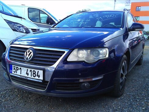 Volkswagen Passat Kombi 2,0 l 103 kw