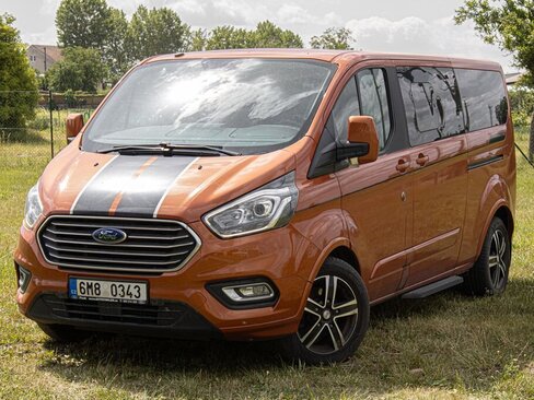 Ford Tourneo Custom VAN / Minibus 2,0 l 96 kw