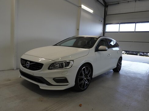 Volvo V60 Kombi 2,0 l 140 kw