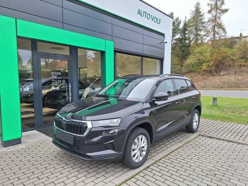 Škoda Karoq SUV / Terénní 1,5 l 110 kw