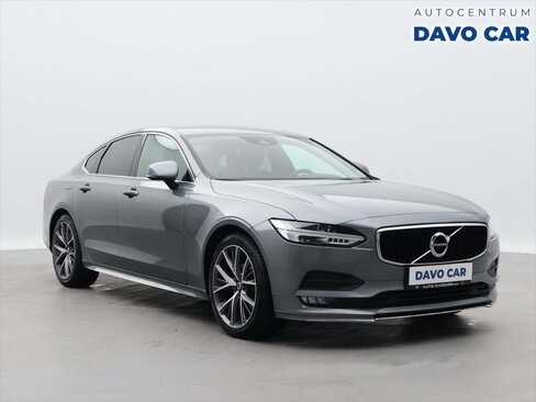 Volvo S90 Sedan / Limuzína 2,0 l 140 kw