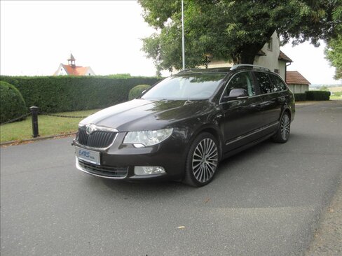 Škoda Superb Kombi 2,0 l 147 kw