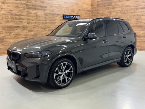 BMW X5 SUV / Terénní 3,0 l 280 kw