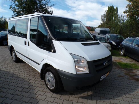 Ford Transit Kombi 2,2 l 63 kw