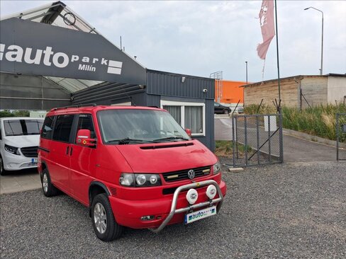 Volkswagen Caravelle Kombi 2,5 l 75 kw