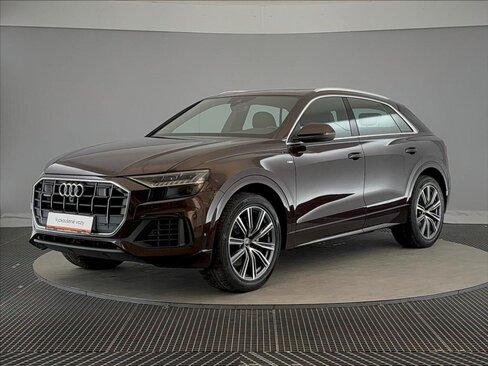 Audi Q8 SUV / Terénní 3,0 l 250 kw
