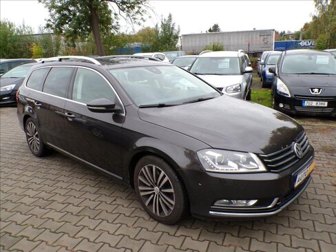 Volkswagen Passat Kombi 2,0 l 125 kw