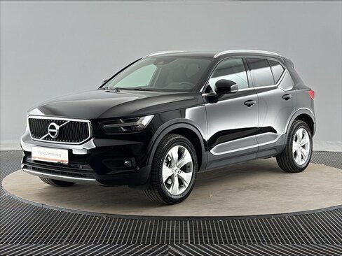 Volvo XC40 SUV / Terénní 1,5 l 95 kw