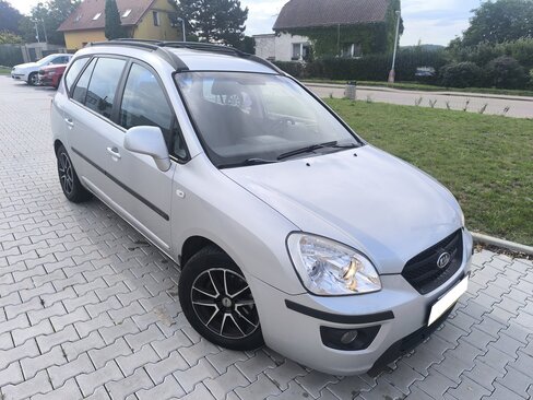 KIA Caren MPV 2,0 l 115 kw