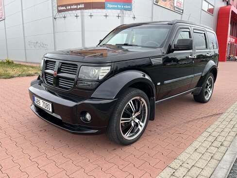 Dodge Nitro SUV / Terénní 2,8 l 130 kw