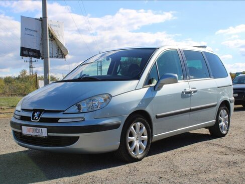 Peugeot 807 Kombi 2,2 l 94 kw