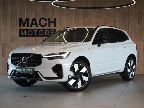 Volvo XC60 SUV / Terénní 2,0 l 335 kw