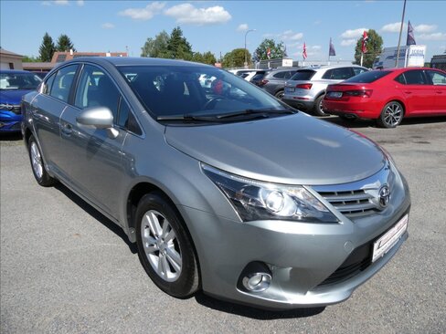 Toyota Avensis Sedan / Limuzína 1,8 l 108 kw