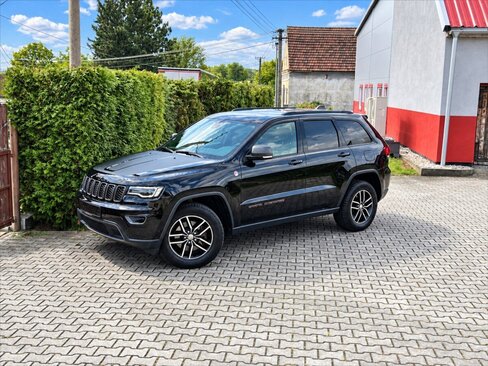 Jeep Grand Cherokee SUV / Terénní 3,0 l 184 kw